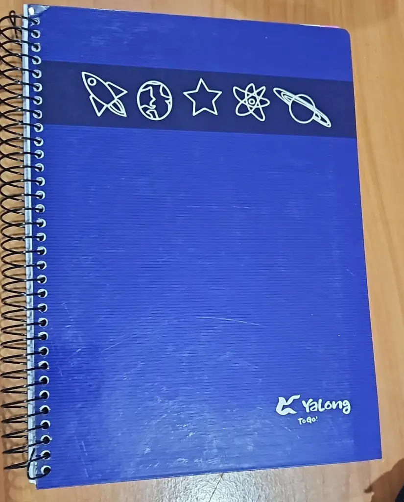 دفتر يالونغ 10 موضوع 400 صفحة مربع %