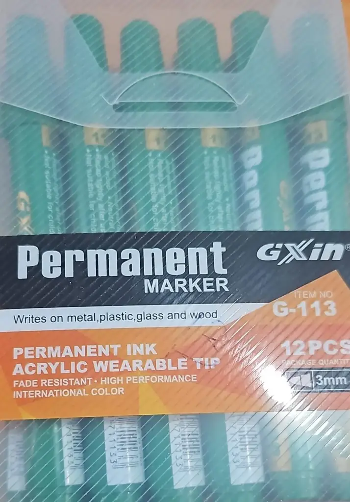 قلم ماركر اخضر مبروم 