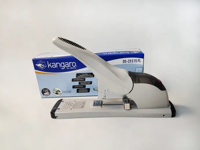 Stapler with soft grip مكبس كبير