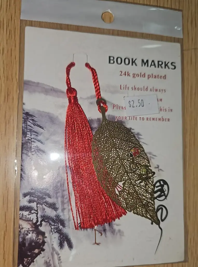 book marks ريشة زينة 